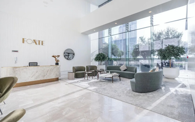 Lux 3BHK Burj Khalifa & fountain view