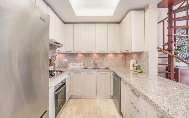 Outstanding El Portillo 2BR Apt