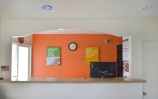 Motel 6 Modesto, CA - Downtown