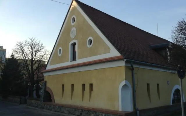 Kis-Korona Étterem és Panzió