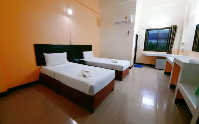 Centerpoint Hotel