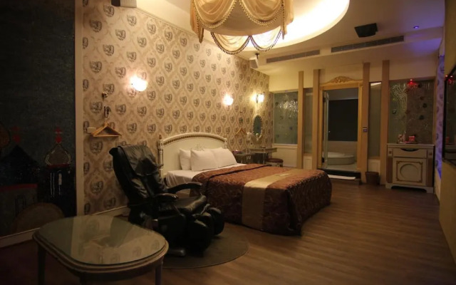Romantic Code Motel
