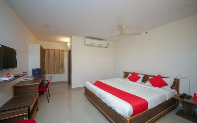 Sri Surya Guest Inn By OYO Rooms