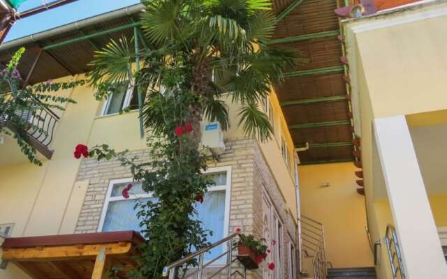 Alluring Holiday Home in Pakostane With Swimming Pool