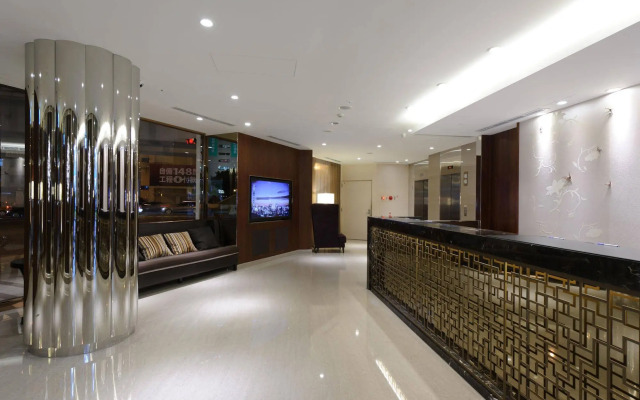 K Hotels Dunnan