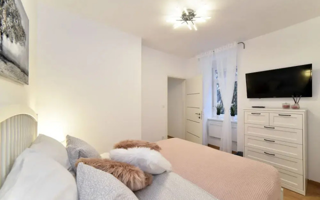 First Choice Centar - Primorska
