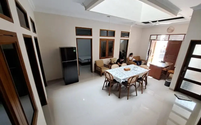 OYO 94026 Uma Arda Hometown