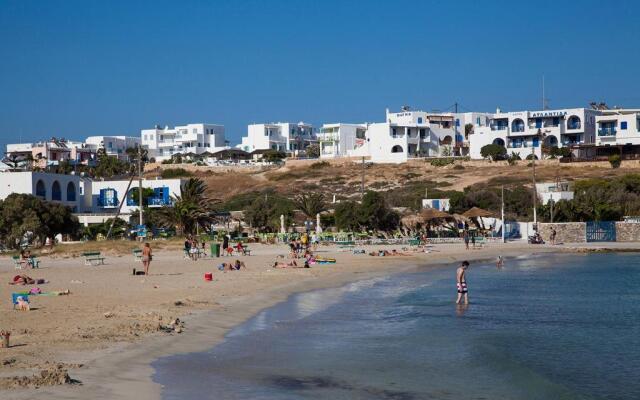 Dafnis Studios & Apartments