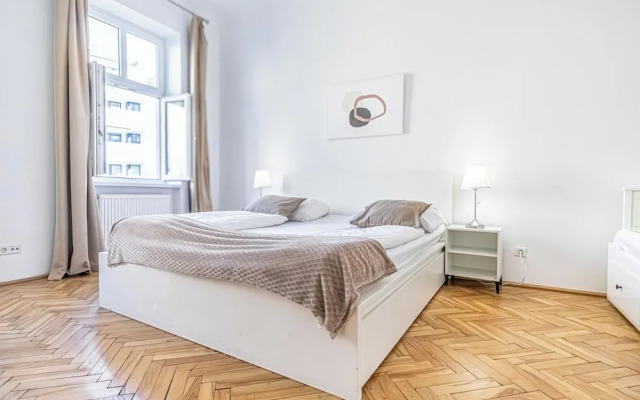 Stylish Apt Longstays Margareten 5P