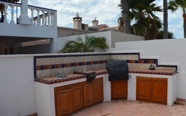 Los Tocayos 3 Bedroom Home