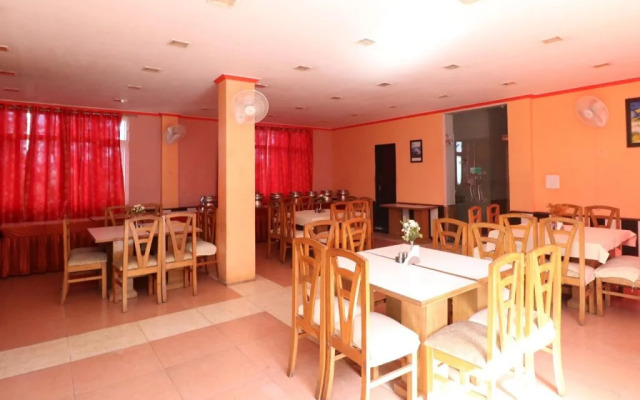 Hotel Binsar Rooms By OYO Rooms