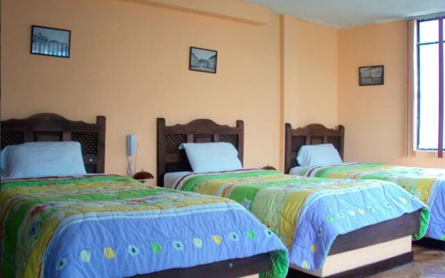 Hostal El Jardin Latino