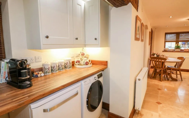 Bellamour End Cottage