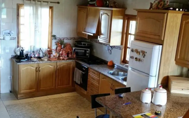 Wood house with swiming pool near Lisbon best beaches