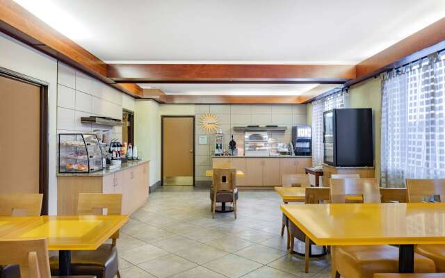 La Quinta Inn & Suites by Wyndham Helena