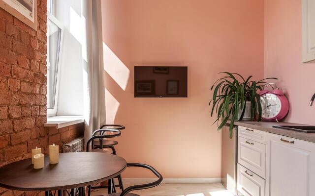 Апартаменты на Воскресенской набережной 20