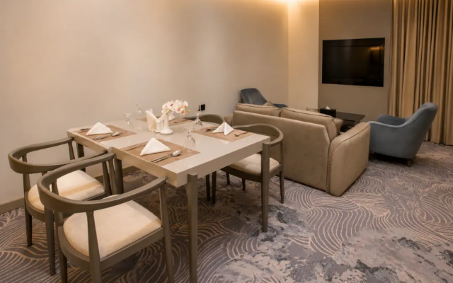 Luxury Night Hotel Al Yasmin