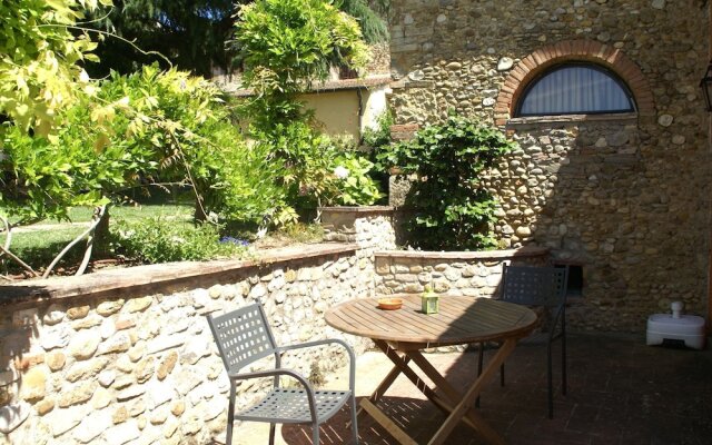 Attractive Apartment in old Tower From the Year 1000, in the Chianti Region