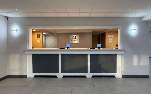 Quality Inn & Suites Baton Rouge West – Port Allen