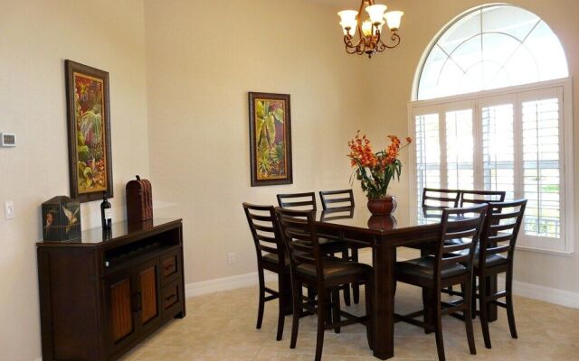 Waterfront Home With Pool, spa and Walk to Beach