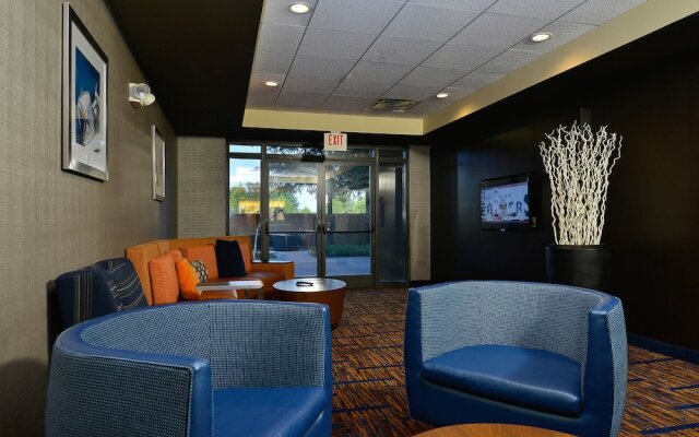 Courtyard Bentonville