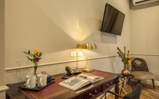 Charme Spagna Boutique Hotel