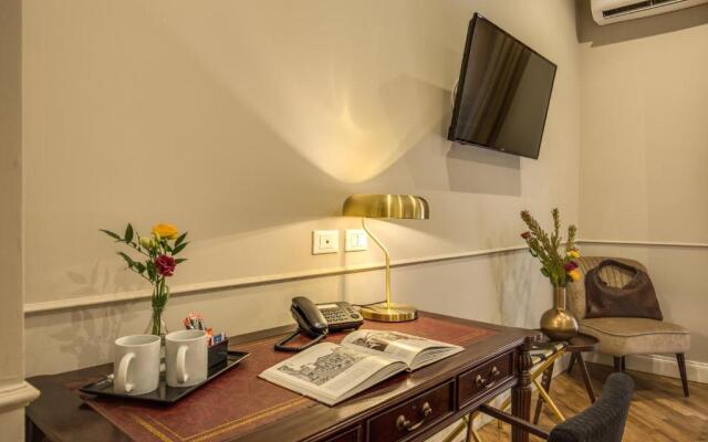 Charme Spagna Boutique Hotel