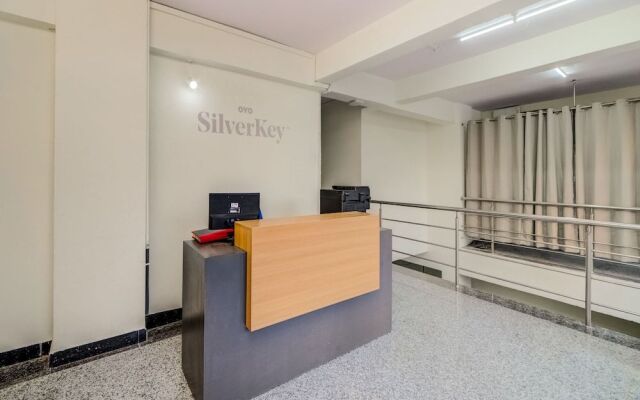 SilverKey Executive Stays 19907 Hafeezpet