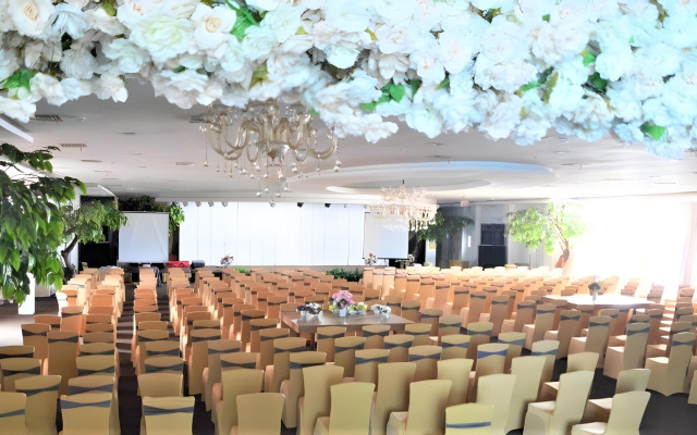 Karebosi Premier Makassar