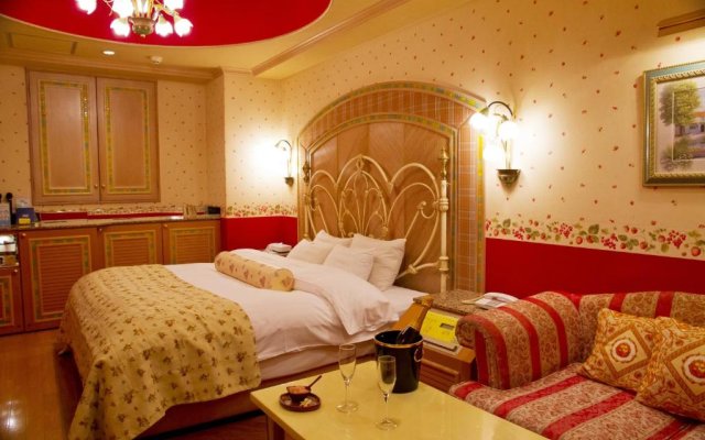 EXECUTIVE HOTEL GRAND GARDEN - Adult only