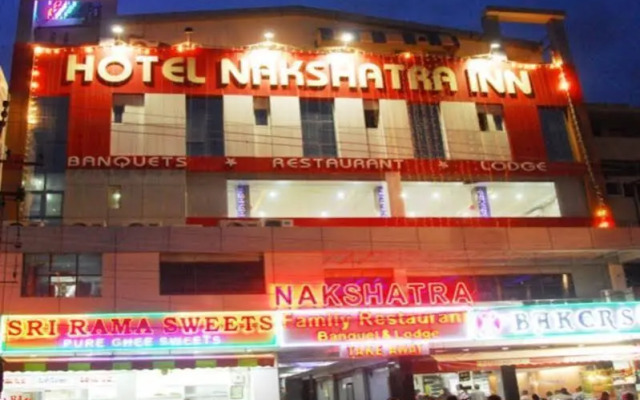 OYO 13494 Hotel Nakshatra Inn