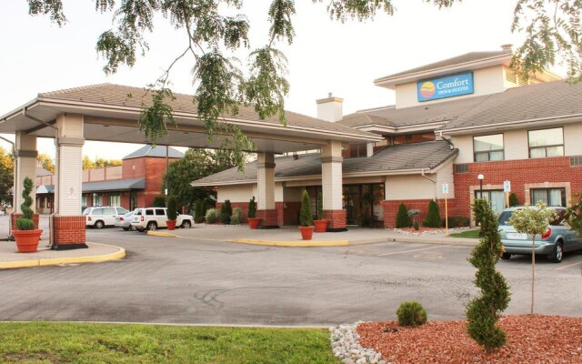 Comfort Inn & Suites Ambassador Bridge