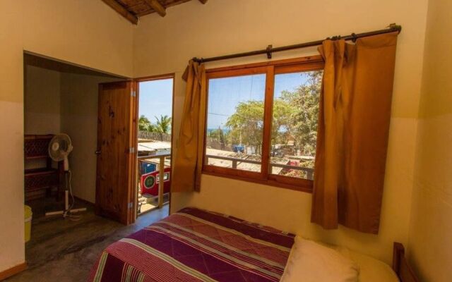Palosanto Backpackers