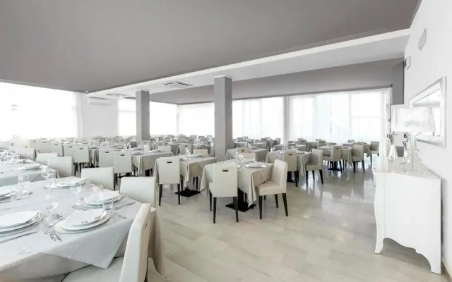 Hotel Excelsior