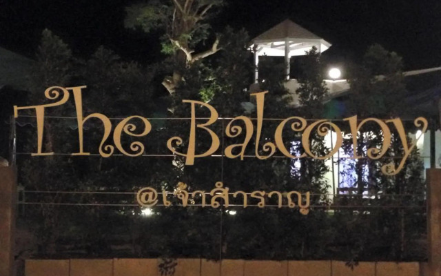 The Balcony at Chao Samran
