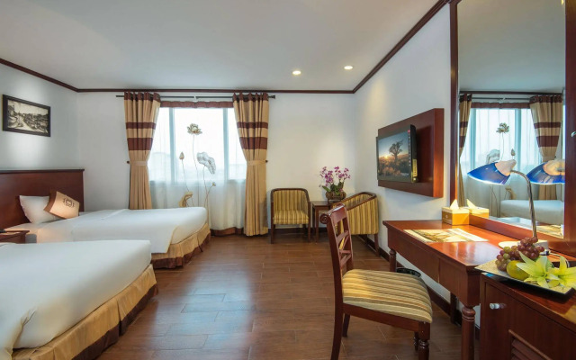 May De Ville Trendy Hotel & Spa