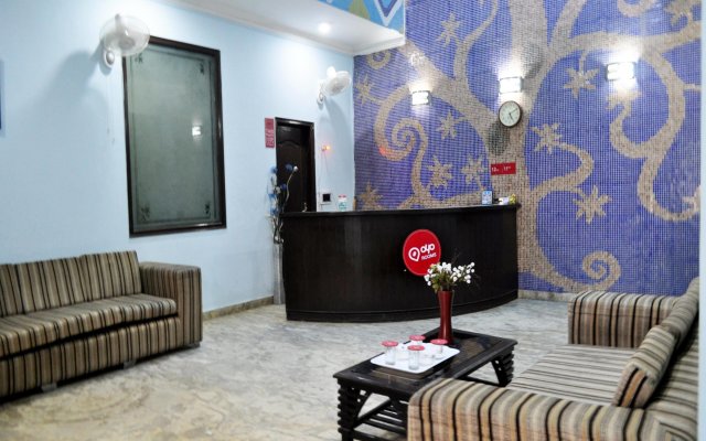 OYO Rooms Noida City Centre 196