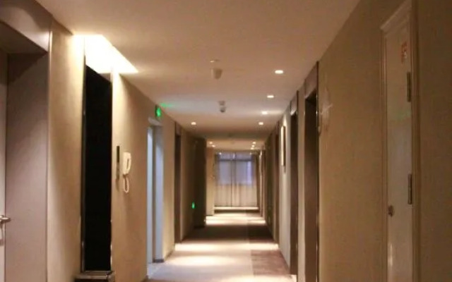 Homeinn · neo (Long County Guanshan Avenue Zhejiang Trade City)