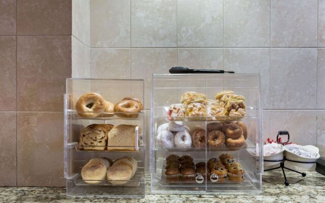 Hampton Inn Manchester Downtown, Nh