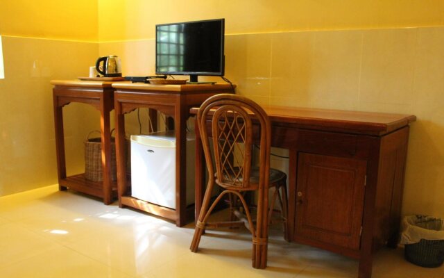 Seven Candles Guesthouse