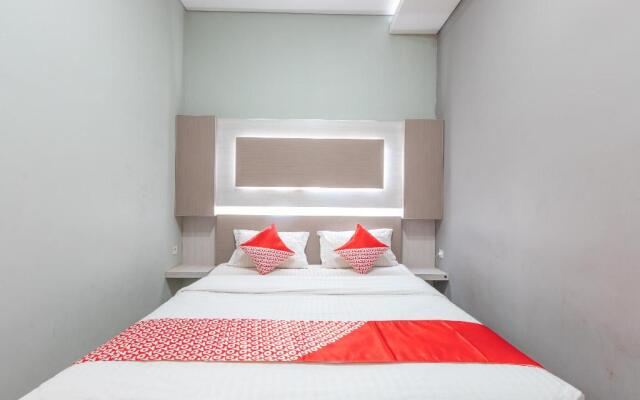 OYO 2248 Yayah Rooms Syariah