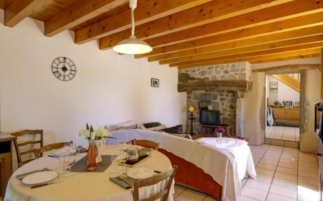 Gîte Les Salles, 6 pièces, 10 personnes - FR-1-496-60