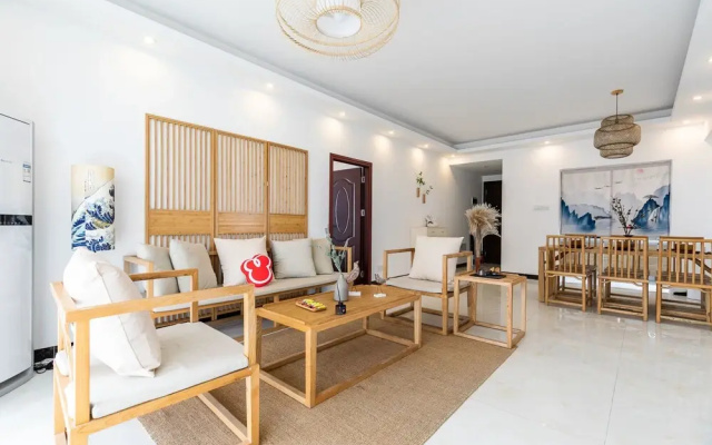 Locals Boutique Apartment Huafa Plaza 23