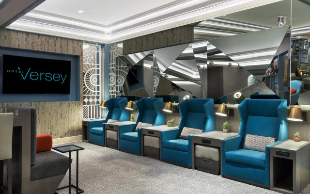 Hotel Versey