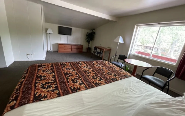 Vibe Inn - Whirlpool Suites