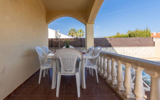 House Teresa Deltebre