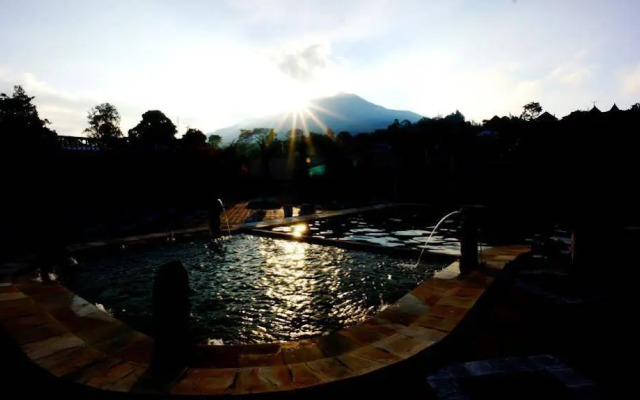 Puri Bening Lake Front Hotel