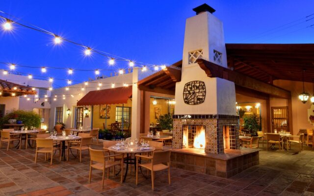 Lodge on the Desert