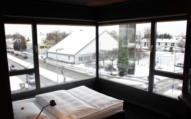 Kult Hotel