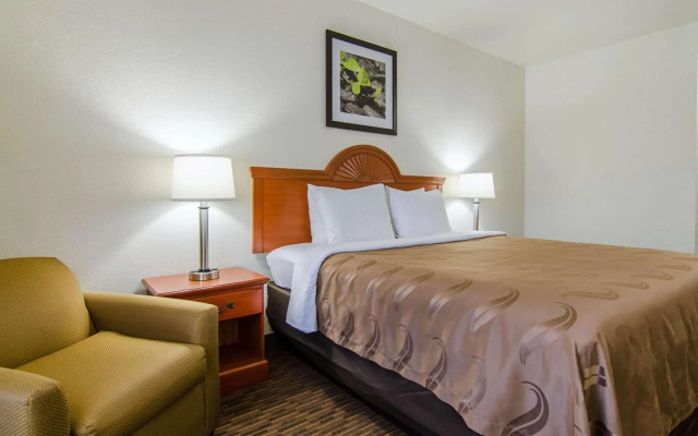 Quality Inn Junction City - Near Fort Riley